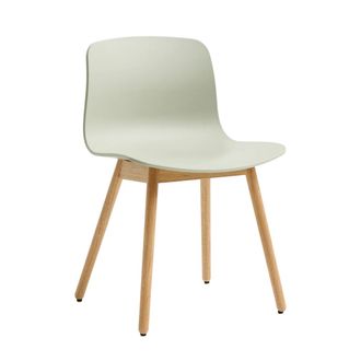 HAY About A Chair AAC 12, Eiche lackiert / pastel green 2.0 (Kunststoffgleiter)
