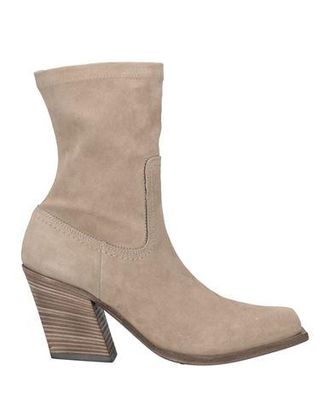 Vic Mati&eacute; SCHUHE - Stiefeletten auf YOOX.COM