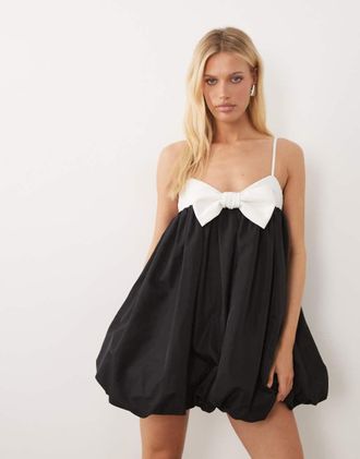 Asos Vestito corto monocromatico con fiocco sul davanti a contrasto e fondo a palloncino-Multi