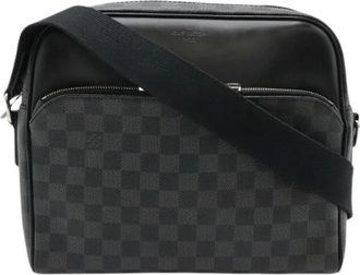 Louis Vuitton Pre-owned Cross Body Bags, female, Black, Size: ONE SIZE Pre-owned Plastic Cross Body Bag