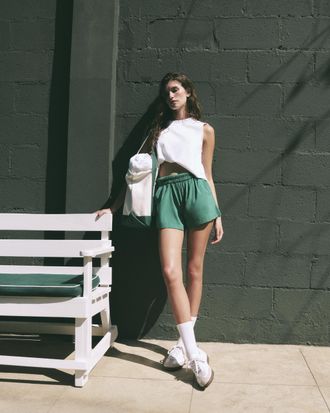 Vuori Clothing Villa Shorts | Emerald | XS, Size Extra Small
