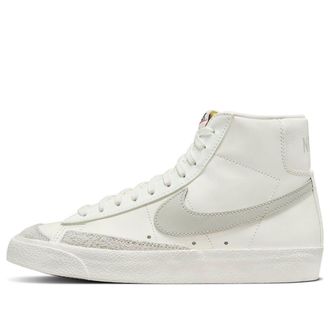 Nike (WMNS) Nike Blazer Mid 77 Vintage Sail Light Bone CZ1055-120