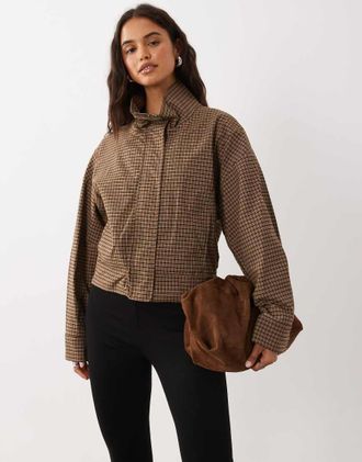 Mango bomber jacket con collo alto a quadri marrone