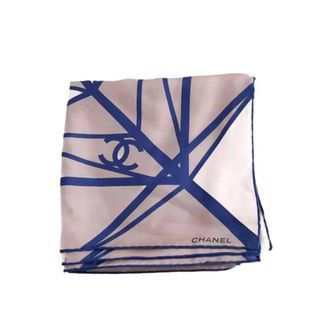 Chanel Pre-owned Scarves, female, Beige, Size: ONE SIZE Pre-owned Carr&eacute; Silk Scarf