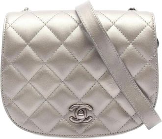 Chanel 2021-2025 CC Quilted Lambskin Casual Pocket Flap Bag crossbody bag - Oro