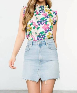 THML Clothing Carly Floral Ruffle Sleeve Blouse In White Multi