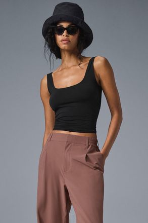 Alo | Sheer Glow Tank Top in Black, Size: Medium