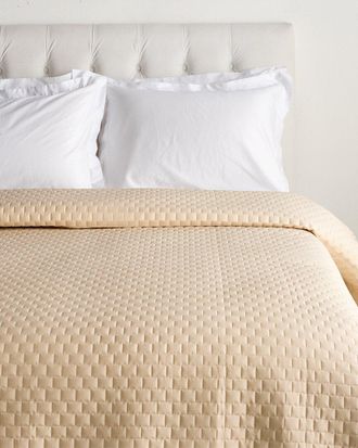 Dea 300 Thread Count Vienna Cotton Sateen Quilt