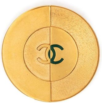 Chanel CC round brooch - women - Metal - One Size - Gold