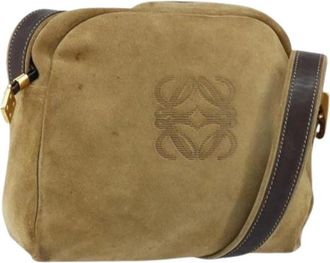 Loewe Pre-owned Cross Body Bags, female, Beige, Size: ONE SIZE Pre-owned Suede Shoulder Bag