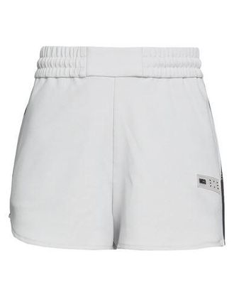 McQ by Alexander McQueen PARTES DE ABAJO - Pantalones cortos y bermudas en YOOX.COM