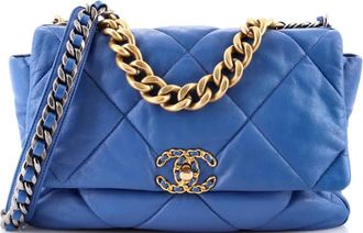 Chanel 19 Flap Bag Quilted Leather Large crossbody bag - Blauw