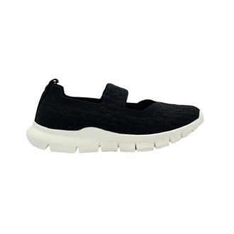 bernie mev. Womens Charm Weave Slip On In Black/black Cream
