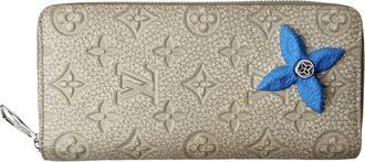 Louis Vuitton White Leather Long Wallet (Bi-Fold) (Pre-Owned)