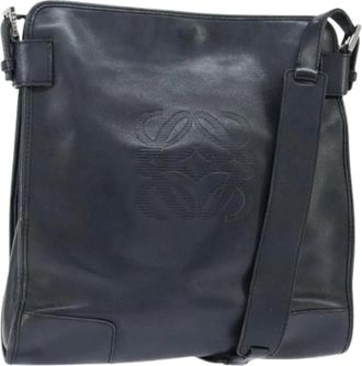 Loewe Pre-owned Cross Body Bags, female, Black, Size: ONE SIZE Pre-owned Leather Shoulder Bag