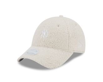 New Era New York Yankees MLB Teddy Women Beige 9Forty Adjustable Women Cap - One-Size