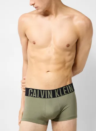 Calvin Klein Mens 2.5 solid stretch trunk Intense Power