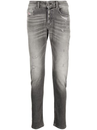 Diesel 1979 Sleenker gerafelde jeans - Grijs