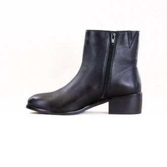 Salvia Womens Gwen Boot In Black