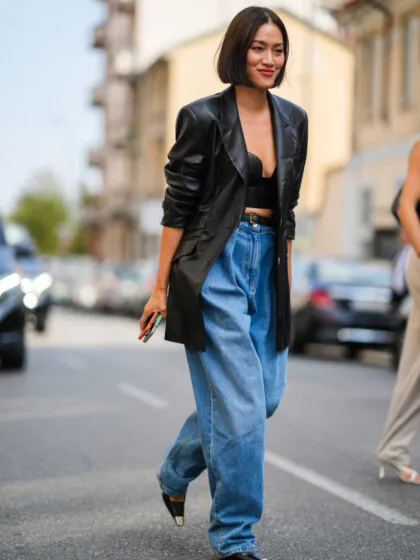 Welke tops passen het beste bij boyfriend jeans?