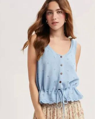 Wishlist Jenna Scallop Hem Sweater Tank In Sky Blue