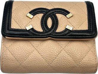Chanel Beige Grained Calfskin Wallet (Tri-Fold) (Pre-Owned)