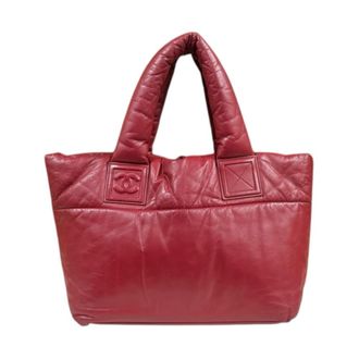 Chanel Black Red Color Leather Tote Bag (Pre-Owned)