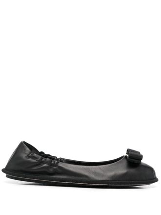Ferragamo Varina leather ballet flats - women - Rubber/Calf Leather/Fabric - 4.5B - Black