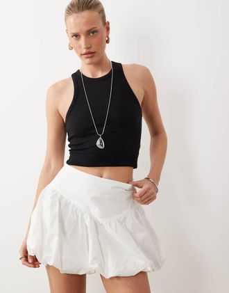 Gina Tricot Gina Tricot - Gonna a palloncino bianca con vita scesa-Bianco