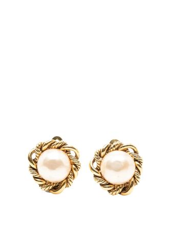 Chanel 1950-1970 Gold Plated Faux Pearl Clip On Earrings costume earrings - women - Gold Plated/Other/Faux Pearl - One Size - White