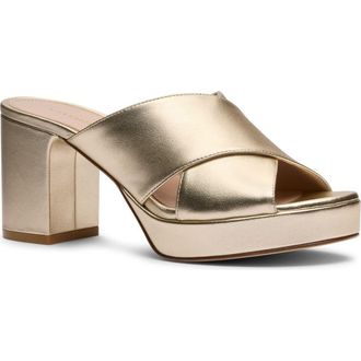 Stuart Weitzman Dayna Platform Sandal in Light Gold at Nordstrom, Size 9.5