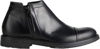 Giovanni Conti Ankle boots