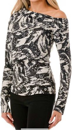 Ariella Open Shoulder Ruch Detail Top In White/black