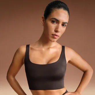 Nike Womens SKIMS Shine Scoop-Neck Bra Top in Brown | BRSPT5149W-PHO
