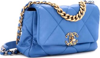 Chanel Borsa a tracolla 19 media in pelle trapuntata con battente - Blu