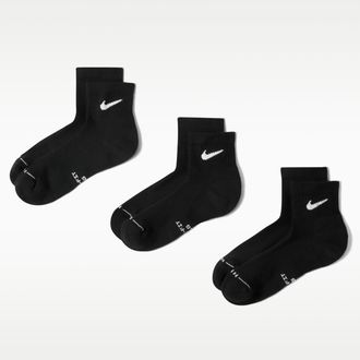 Nike Unisex Everyday Elevated Ankle Socks (3 Pairs) in Multicolor | HQ8030-902