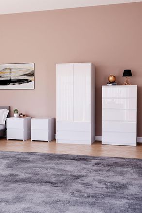 Home Discount Vida Designs Glinton 4Pc Bedroom Set(2Dr Bedsidex2, 5Dr Chest, Wardrobe) in White