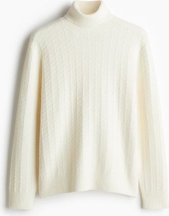 H&M Rollkragenpullover in Regular Fit - Cremefarben