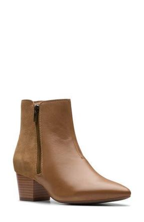 Clarks Ellanie Vibe Boot in Taupe Leather at Nordstrom Rack, Size 8.5