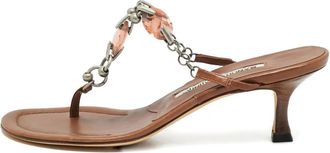 Manolo Blahnik Sandali con cristalli - Marrone