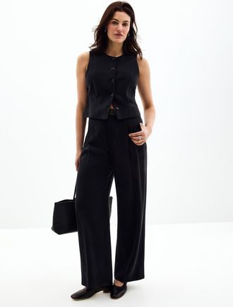 Contemporaine Womens Belted flowy Essential pant Fit: Wide leg, mid rise