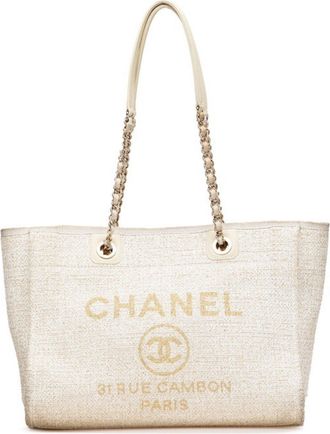 Chanel White Canvas Shoulder Bag Tote Bag (Pre-Owned)