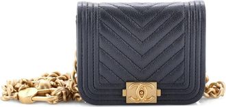 Chanel Boy Flap heuptas met ketting en chevron streep - Grijs