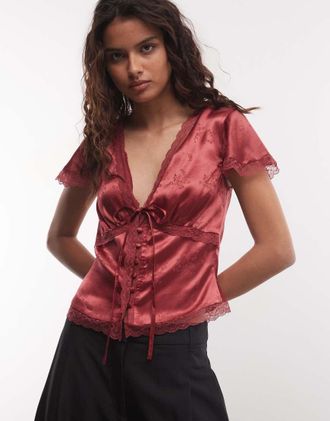 Reclaimed Vintage top da giorno in jacquard di raso rosso