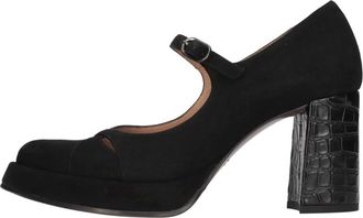 Chie Mihara Met Hakken Pumps - Dames - Schoenen - Zwart - Maat: 37 EU Leer
