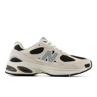 New Balance Unisex 2010 en Blanco/Gris, Gamuza/Malla, Talla 37.5