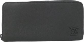 Louis Vuitton Black Leather Long Wallet (Bi-Fold) (Pre-Owned)