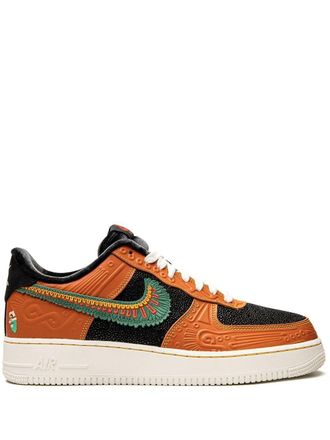 Nike Air Force 1 07 LX Siempre Familia sneakers - Orange
