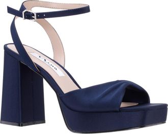 Nina Stacie Sandal in New Navy at Nordstrom, Size 5