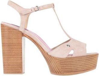Fornarina CALZATURE - Sandali su YOOX.COM